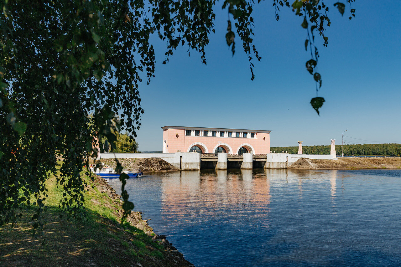 bg-img